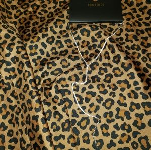 FOREVER21 SILVER/CLEAR NECKLACE